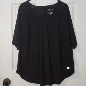 Torrid Active Front Crisscross Tunic - Size 2 (2X: 18-20)